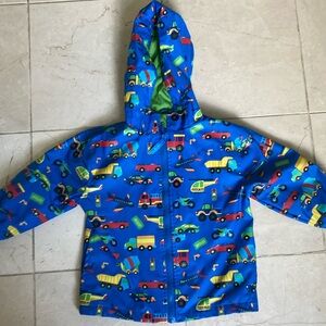 Boys vehicles rain coat. Blue and 3T